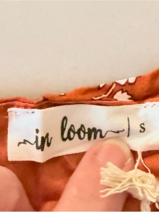 NWT Boho Rust Floral V-Neck Blouse with Paisley Trim - Picture 3 of 12